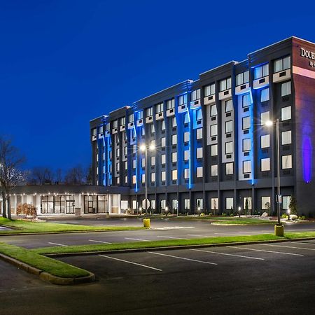Готель Doubletree By Hilton Monroe Township Cranbury Rossmoor Екстер'єр фото