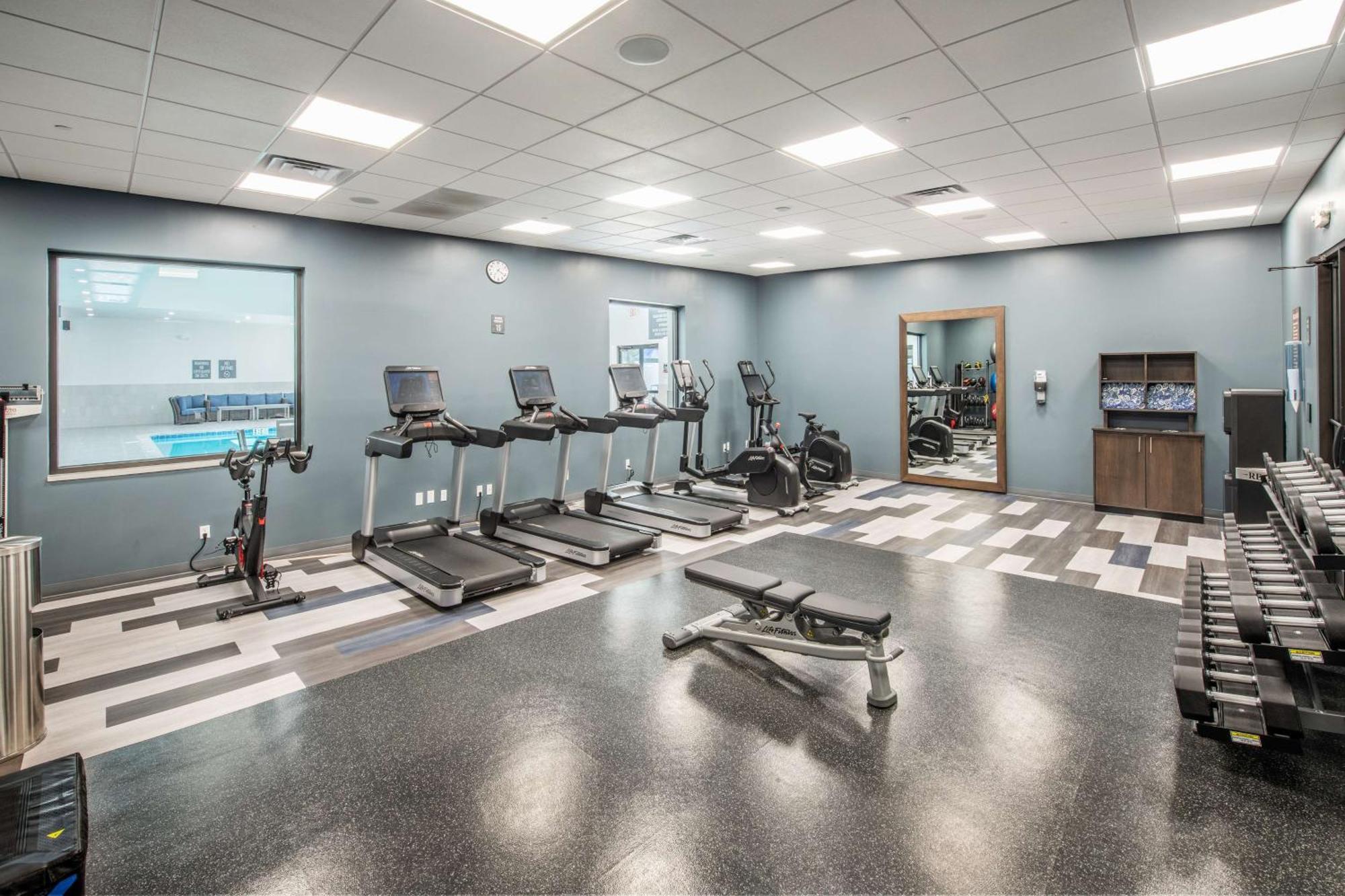Готель Doubletree By Hilton Monroe Township Cranbury Rossmoor Екстер'єр фото