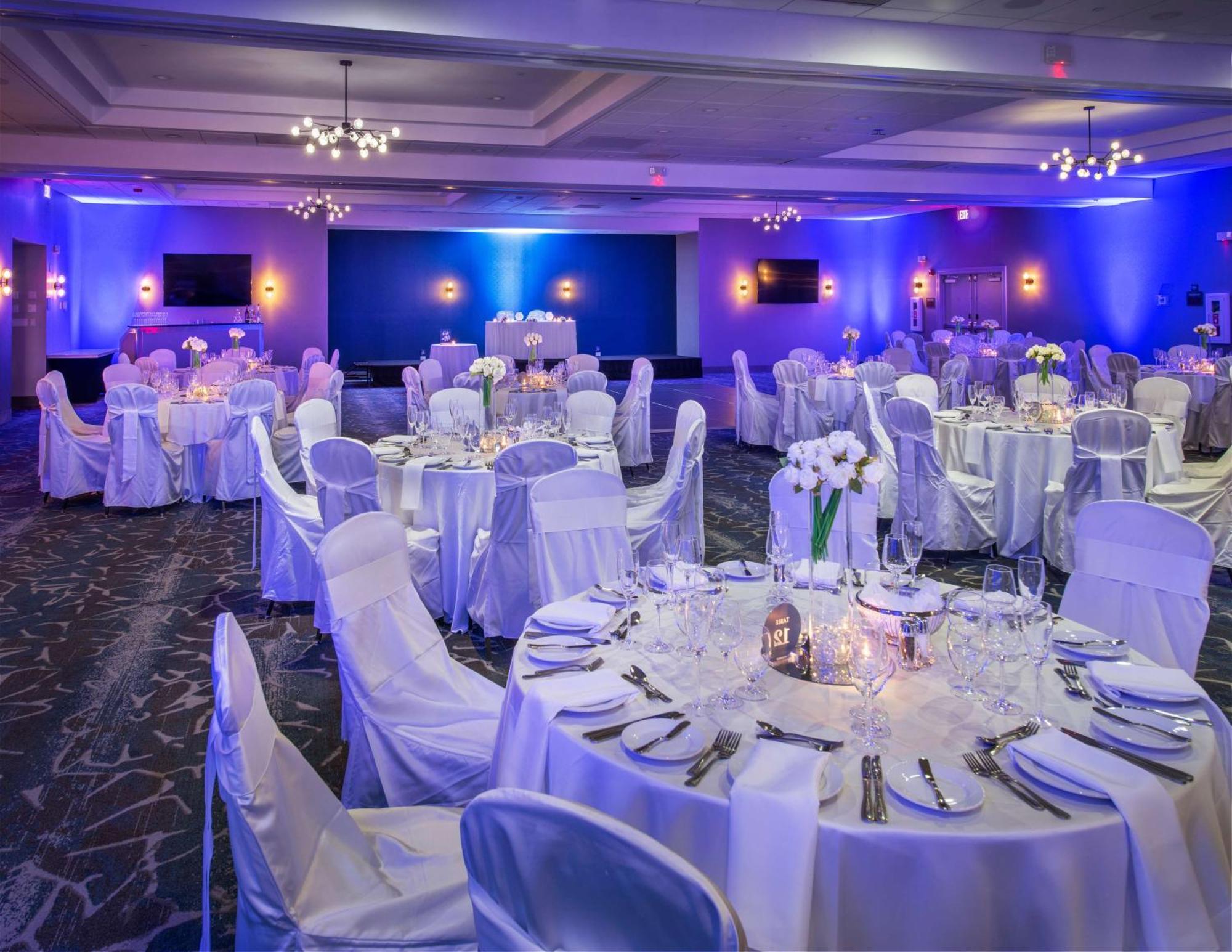 Готель Doubletree By Hilton Monroe Township Cranbury Rossmoor Екстер'єр фото